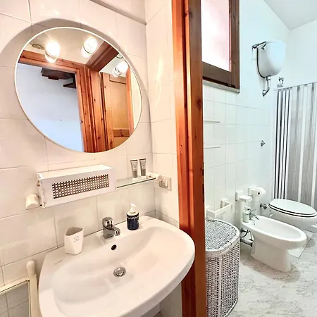 Domus Antonella Holiday home *